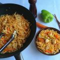 Noodles με κοτόπουλο και λαχανικά