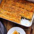 Πίτα με φύλλο κρούστας, με kale και φέτα