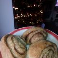 ΡΟΛΑ ΚΑΝΕΛΑΣ (CINNAMON ROLLS)
