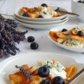 Κρέπες με Λεβάντα, Sour Cream, Μπλε Τυρί και[...]