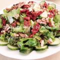 Δροσερή Πράσινη Σαλάτα με Dressing Μελιού και[...]