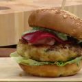 Burger μπακαλιάρου με μαγιονέζα και παντζάρι[...]