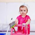 Τι δουλειές μπορεί να κάνει ένα νήπιο στο σπίτι.