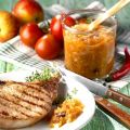 ΧΟΙΡΙΝΑ STEAK ΜΕ ΣΑΛΤΣΑ ΜΗΛΩΝ ΚΑΙ ΜΑΝΙΤΑΡΙΩΝ