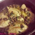 Φιλέτα από μπούτι χοιρινό στο τηγάνι με λευκή[...]