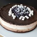 Τούρτα με τριπλή μους και βάση brownie - Craft[...]