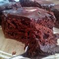 Brownie σοκολάτας με κολοκυθάκια και γλάσο