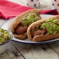 Hot dogs με γκουακαμόλε