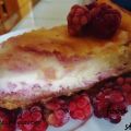 Cheesecake με άσπρη σοκολάτα και βατόμουρα