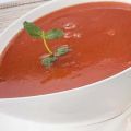 ΣΟΥΠΑ ΜΕ ΝΤΟΜΑΤΑ