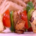 Σουβλάκι με κοτόπουλο και ταλαγάνι