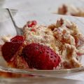 Επιδόρπιο (trifle) με φράουλες και κανταΐφάκια