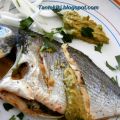Ψάρια ψητά με πέστο φρέσκων μυρωδικών