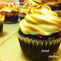 Cupcakes σοκολάτας με επικάλυψη marshmallow