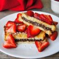 Αυγοφετες με nutella και φράουλες!