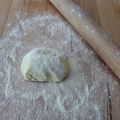 Τυροπιτάκια ή τυροκουλουράκια