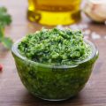 Carpaccio λαβράκι ή ξιφία με salsa verde