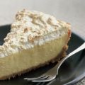 Λεμονάτο cheesecake με μπισκοτένια βάση και[...]