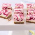 Cheesecake κυματιστό με ζελέ κεράσι